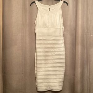 NWT White Midi dress size:8